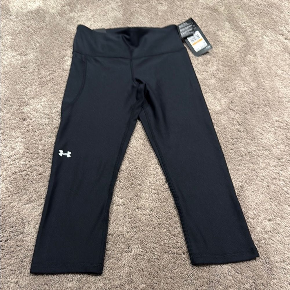 Heat Gear under armour compression high rise capri size small